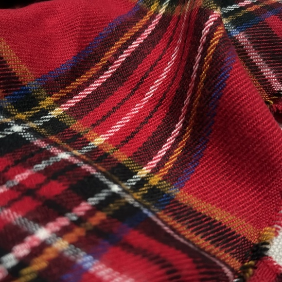 Gently Used Scarf-Gorgeous Red/Blue/Black Plaid-Twisted Fringe-12x65 - Picture 4 of 13